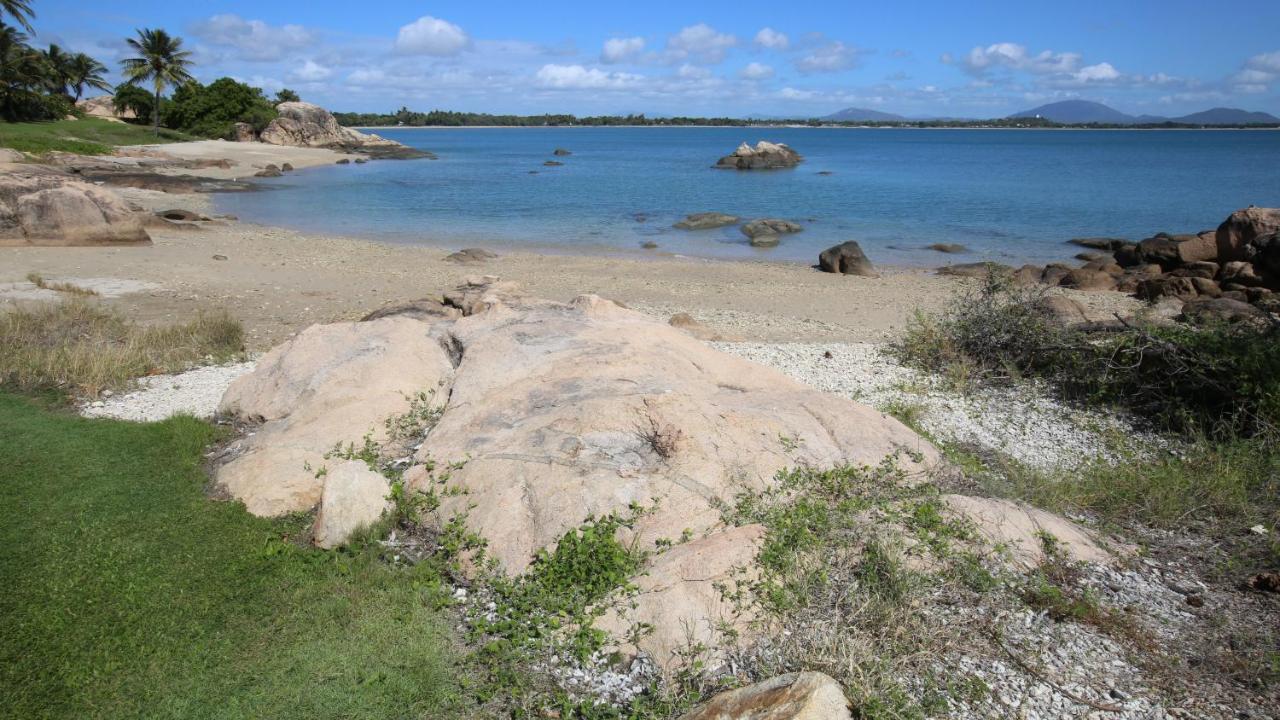 Whitsunday Sands Resort Bowen Bagian luar foto