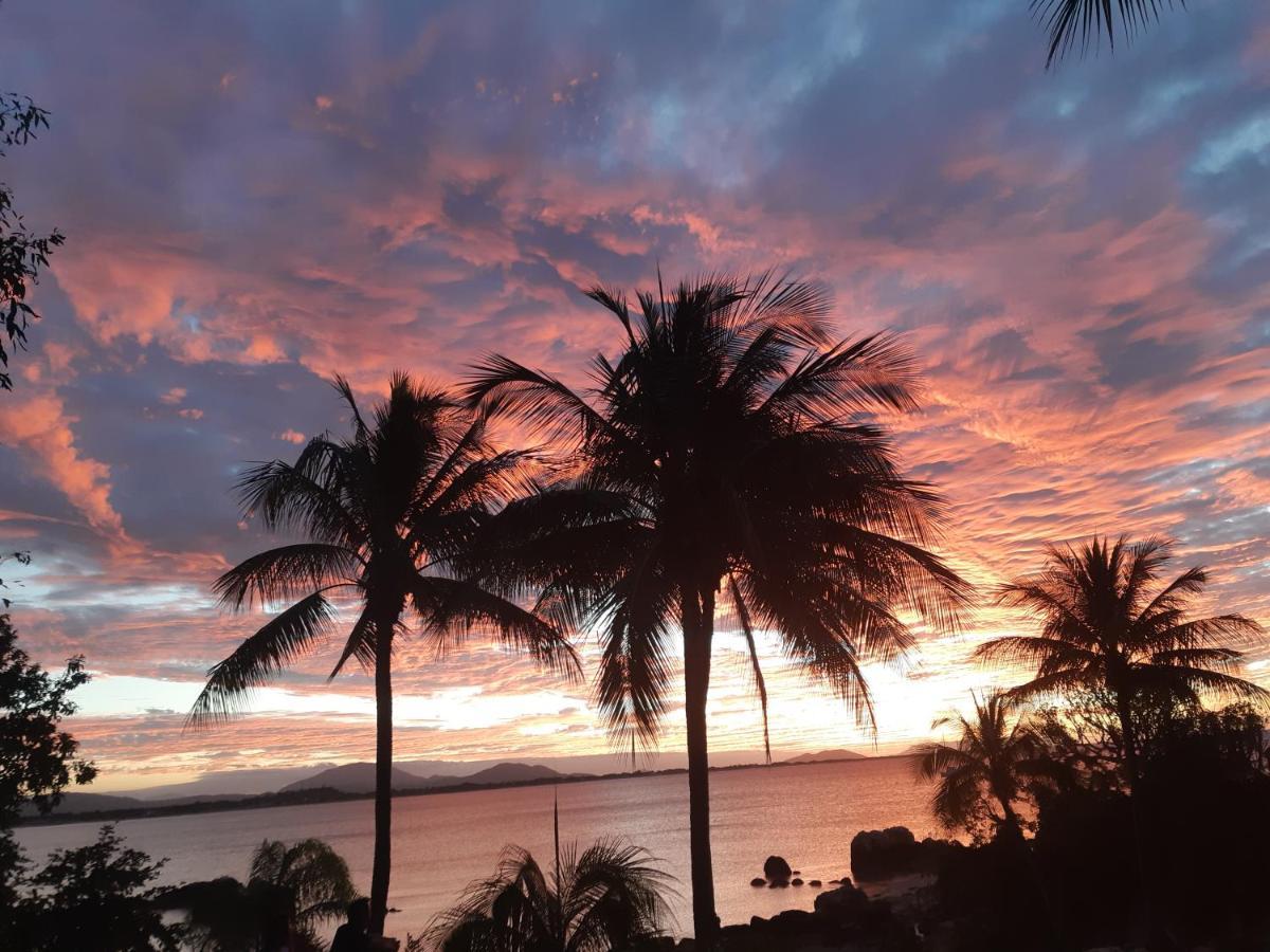 Whitsunday Sands Resort Bowen Bagian luar foto
